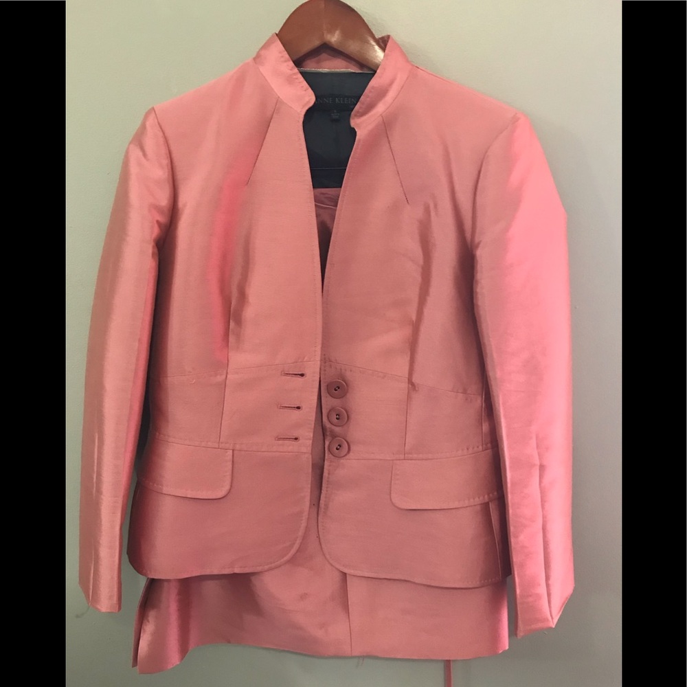 Anne Klein suit size 6